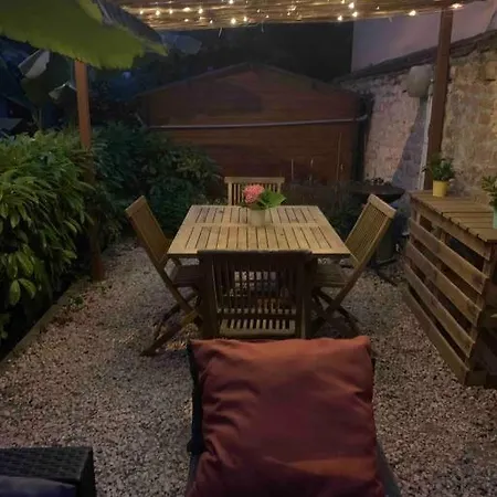 La Petite Maison Des Ducs