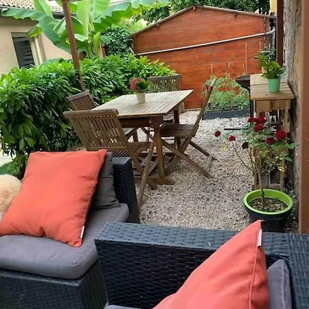 La Petite Maison Des Ducs Apartment Dijon